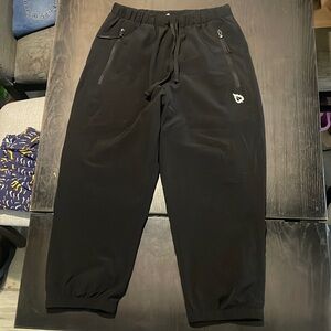 Light weight jogger capris